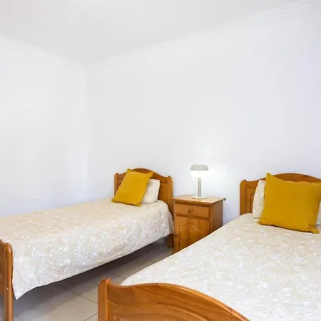 Live Cristianos Square