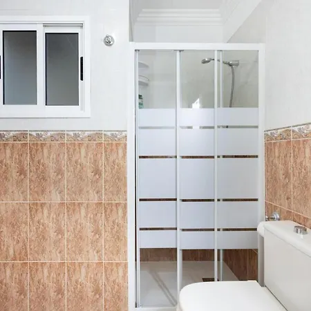 Live Cristianos Square Appartamento *