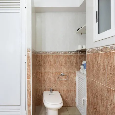 Live Cristianos Square Appartamento *