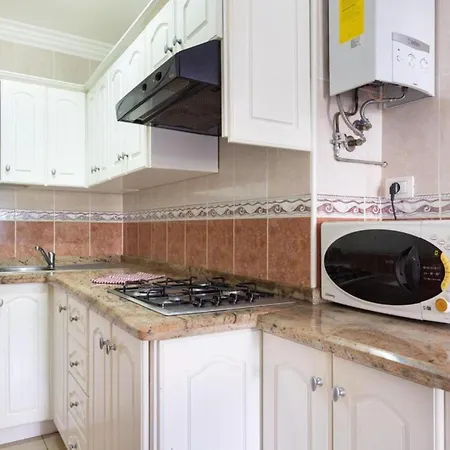Live Cristianos Square Apartment
